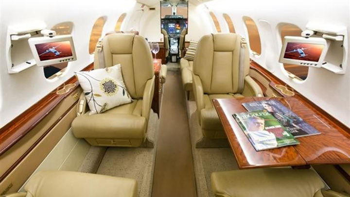 Piaggio Avanti P180 Jet Interior